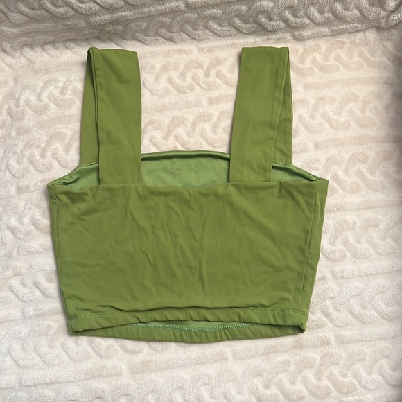 Dynamite Trending Green Cropped Top - Picture 6 of 6